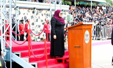Rais Samia Atunuku Kamisheni kwa Maafisa Wapya